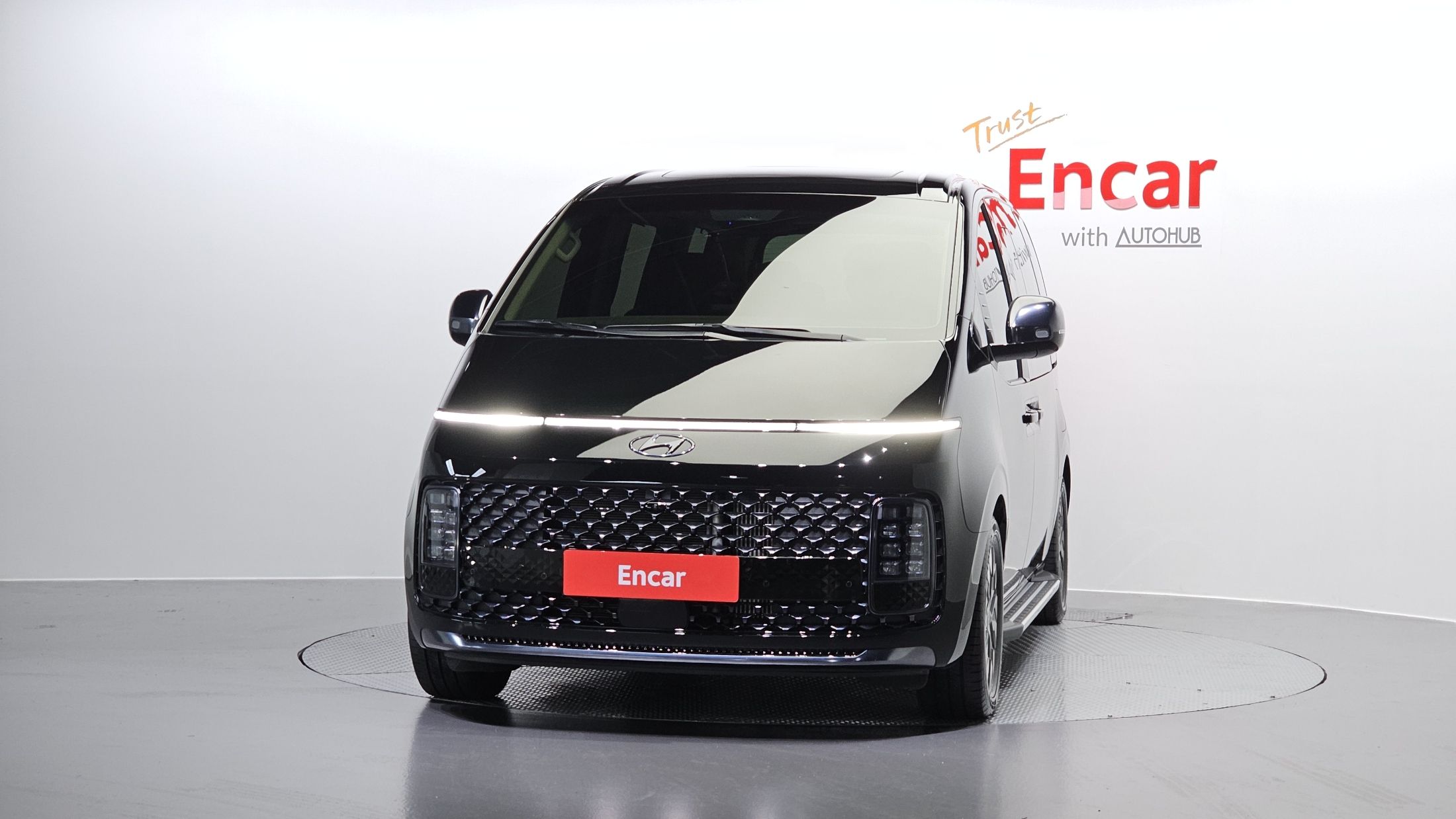 HYUNDAI STARIA 2023