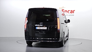 HYUNDAI STARIA 2023