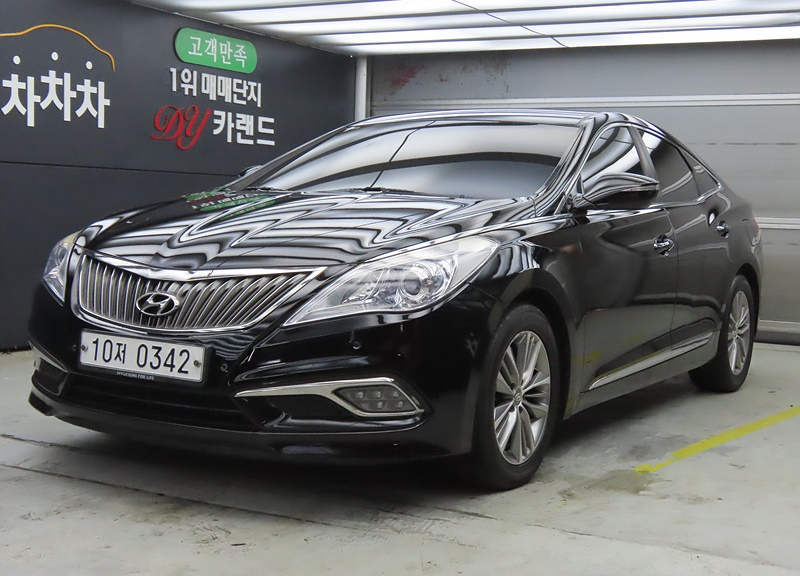 HYUNDAI GRANDEUR HG 2016