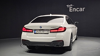 BMW 5-SERIES G30 2022