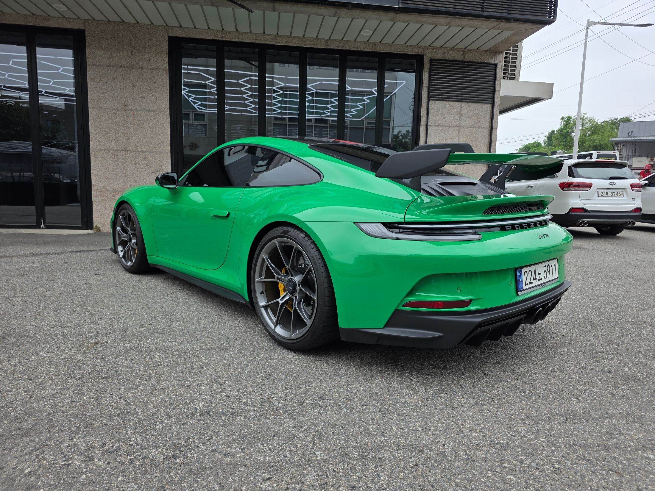 PORSCHE 911 992