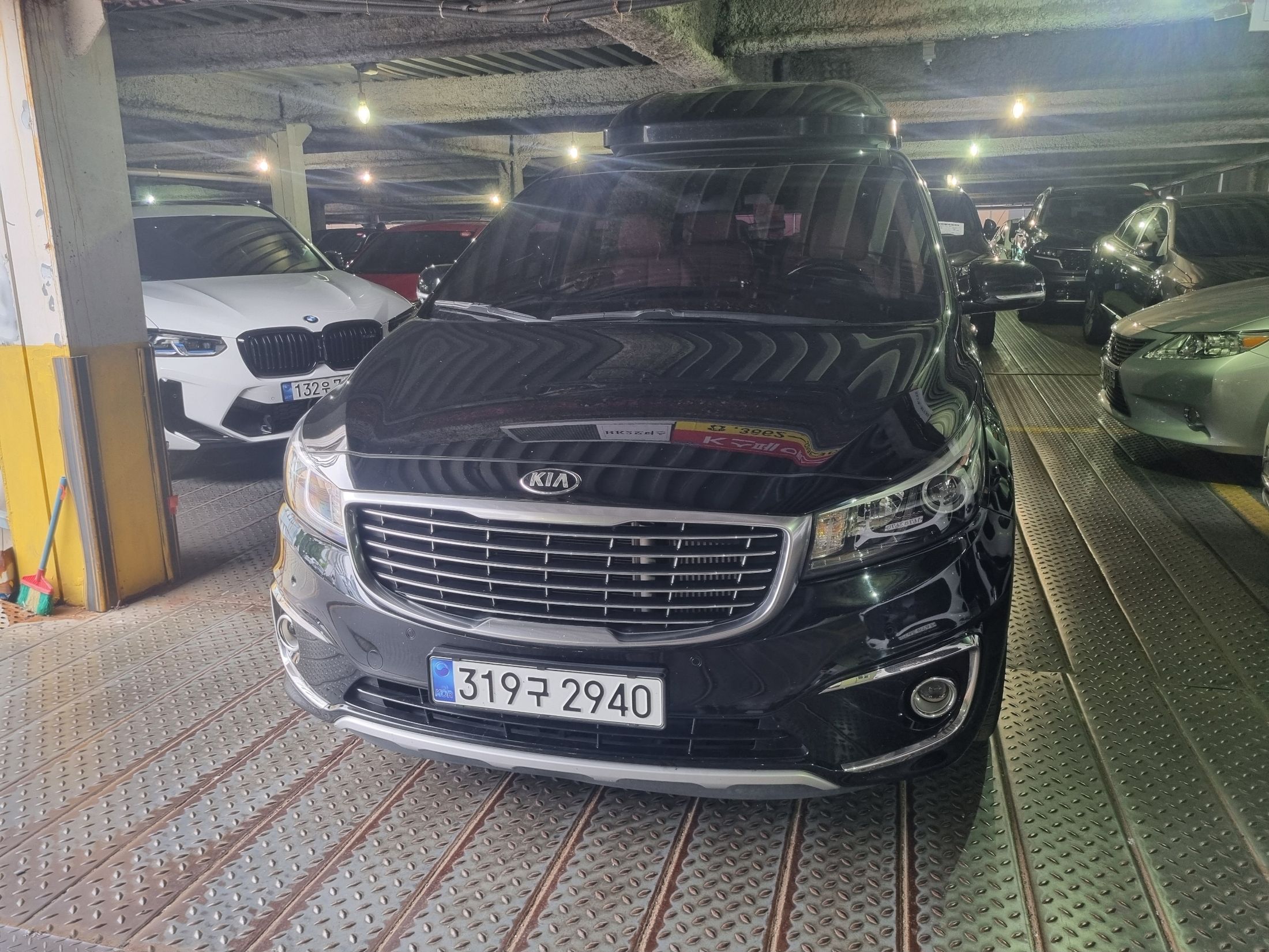 KIA CARNIVAL 2016