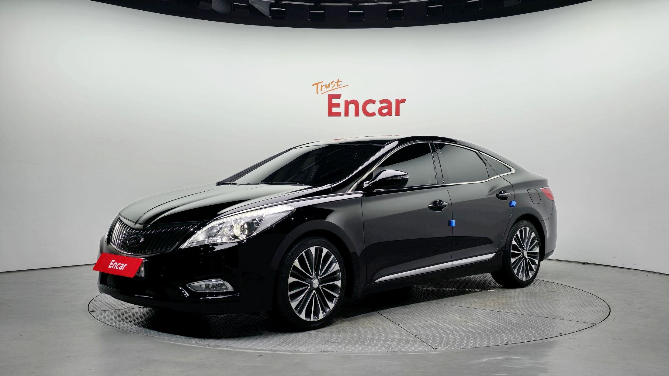 HYUNDAI GRANDEUR HG 2014