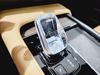 VOLVO S90 2024