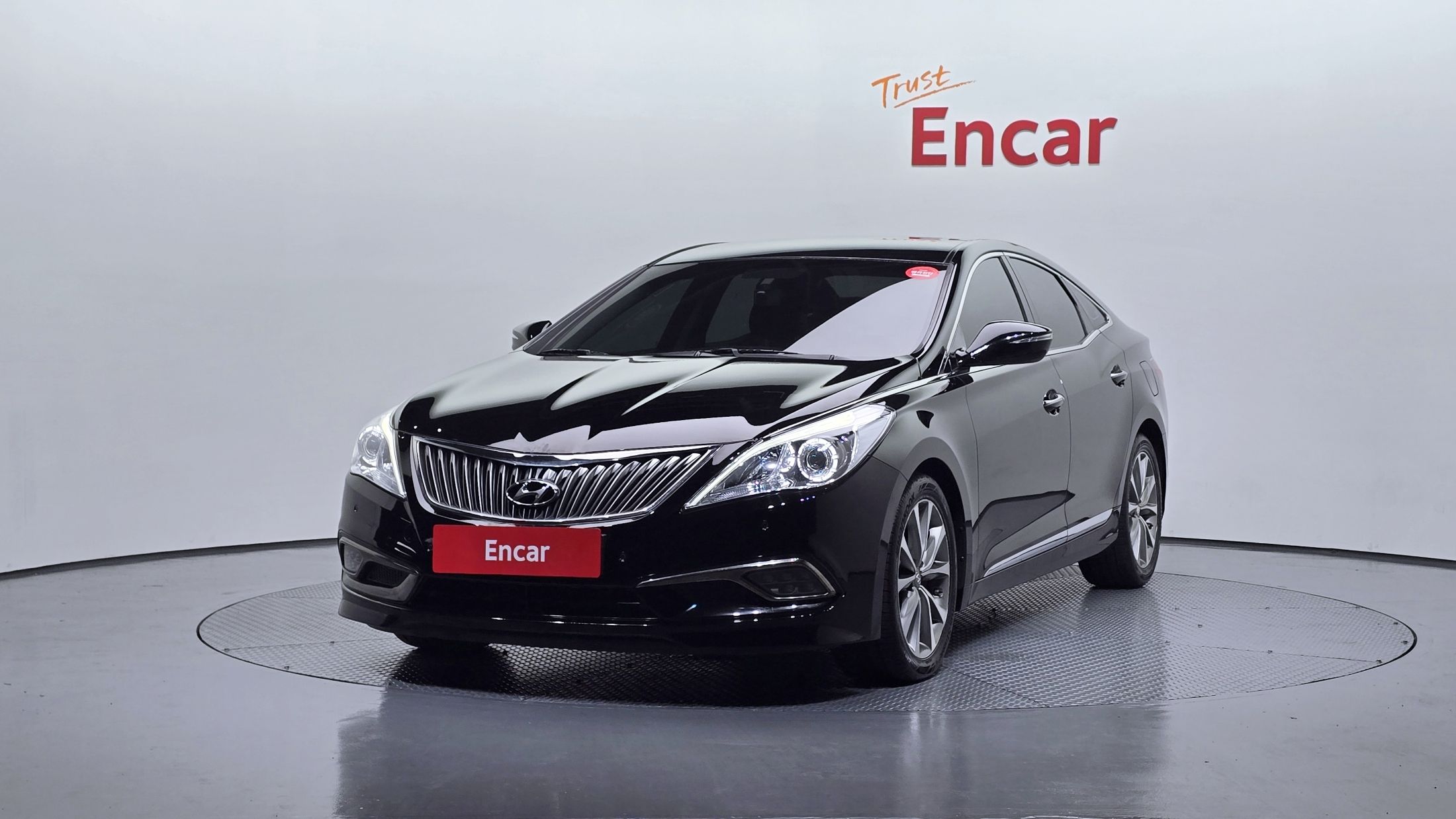 HYUNDAI GRANDEUR HG 2014