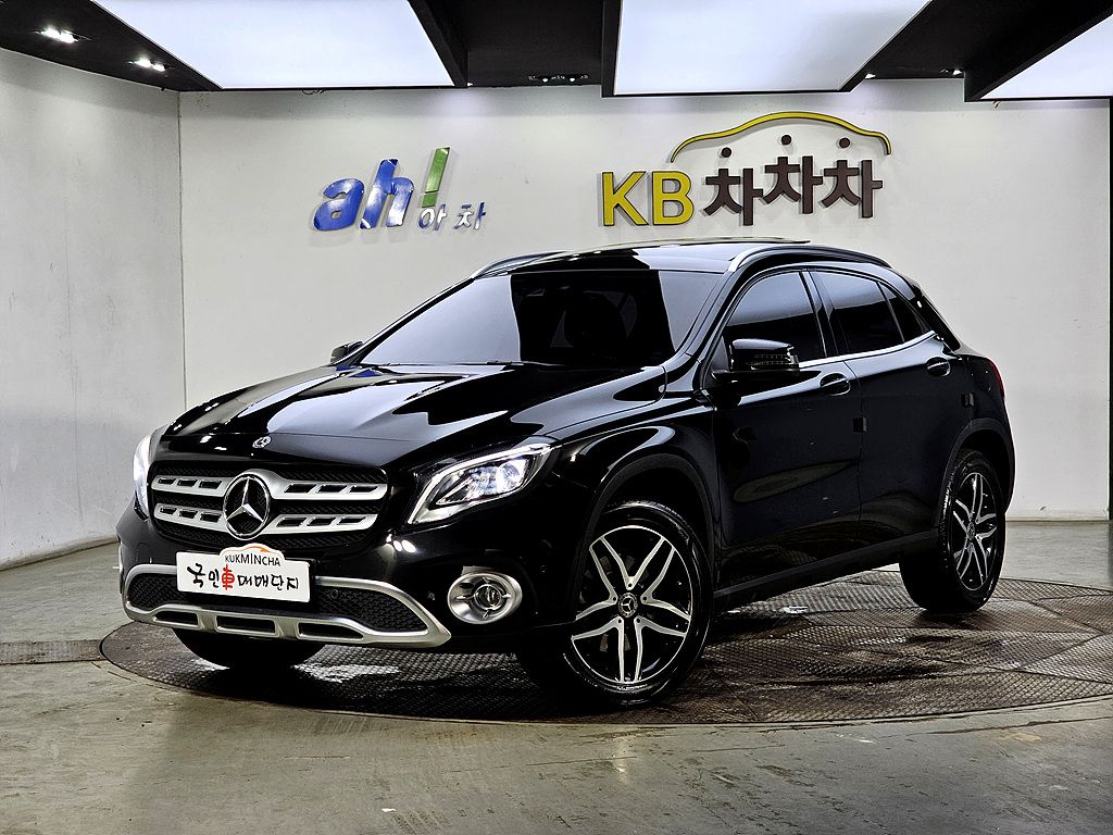 MERCEDES BENZ GLA-CLASS X156 2018