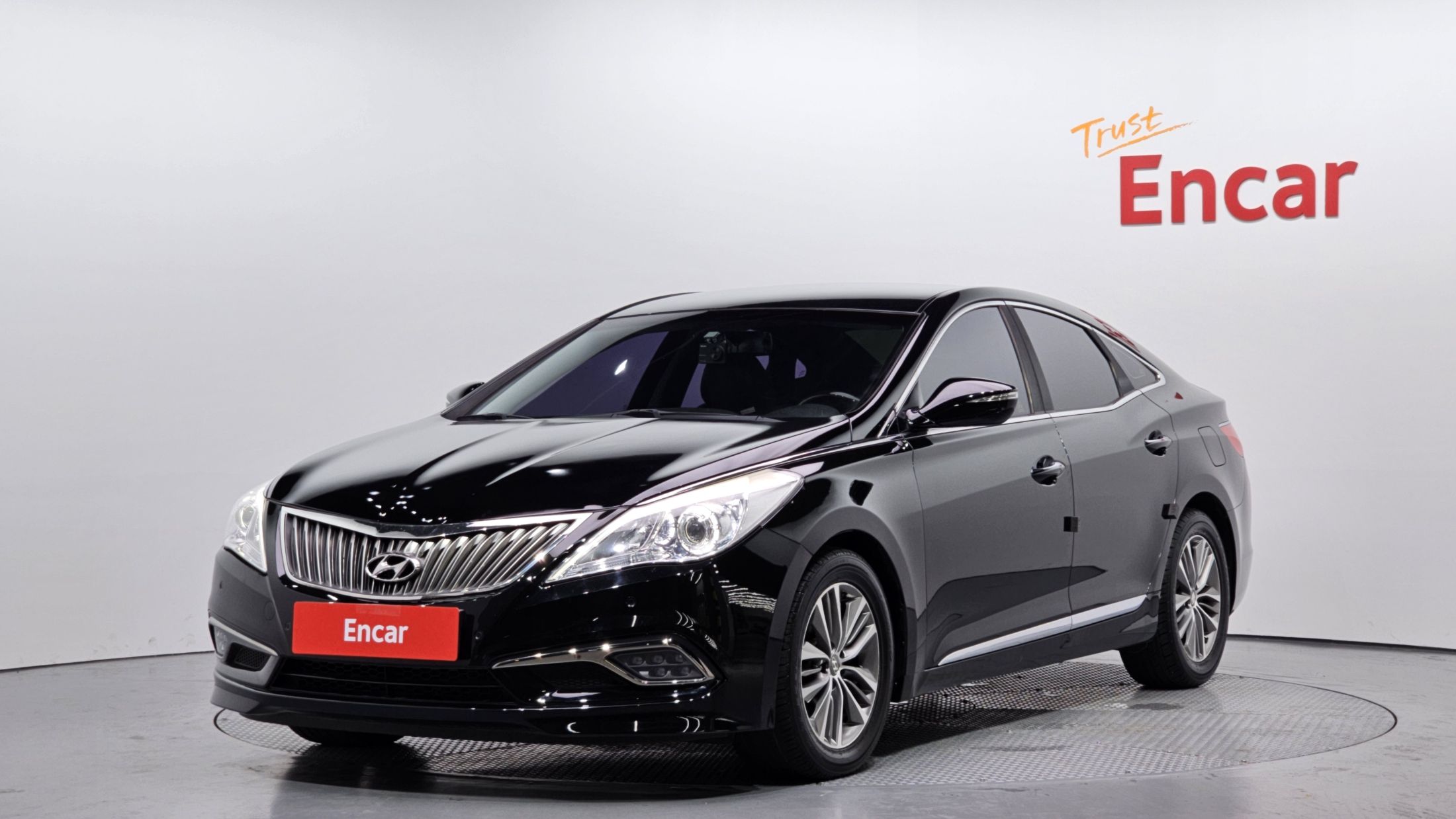 HYUNDAI GRANDEUR HG 2014