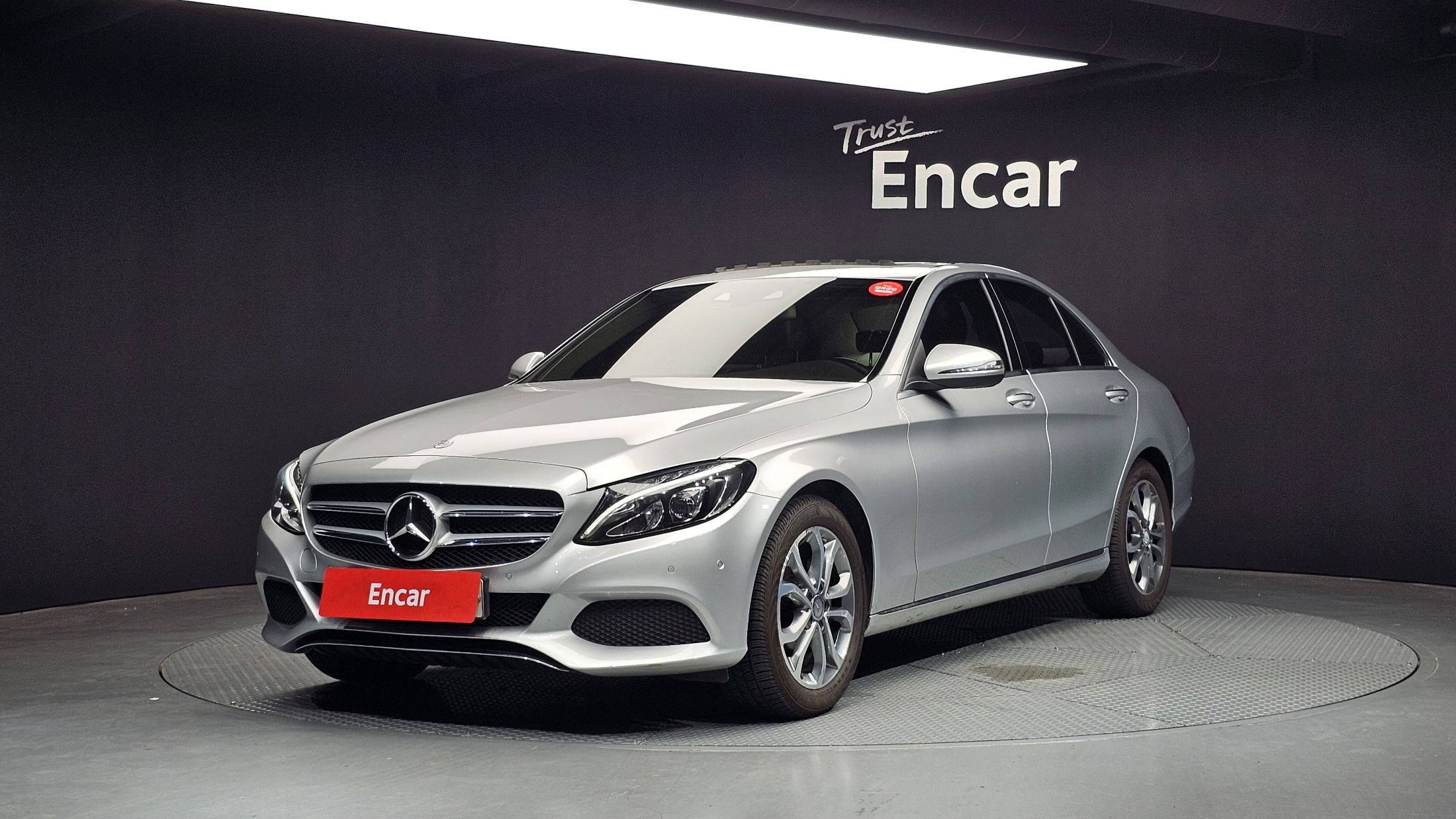 MERCEDES BENZ C-CLASS W205 2016