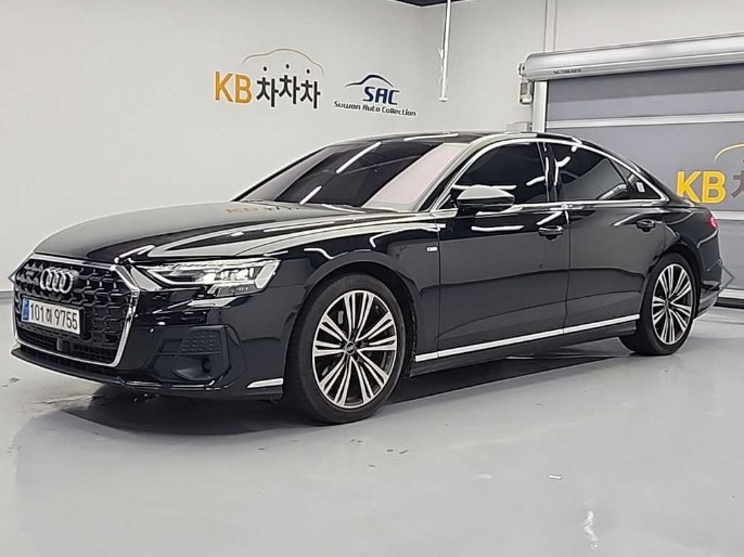 AUDI A8 D5