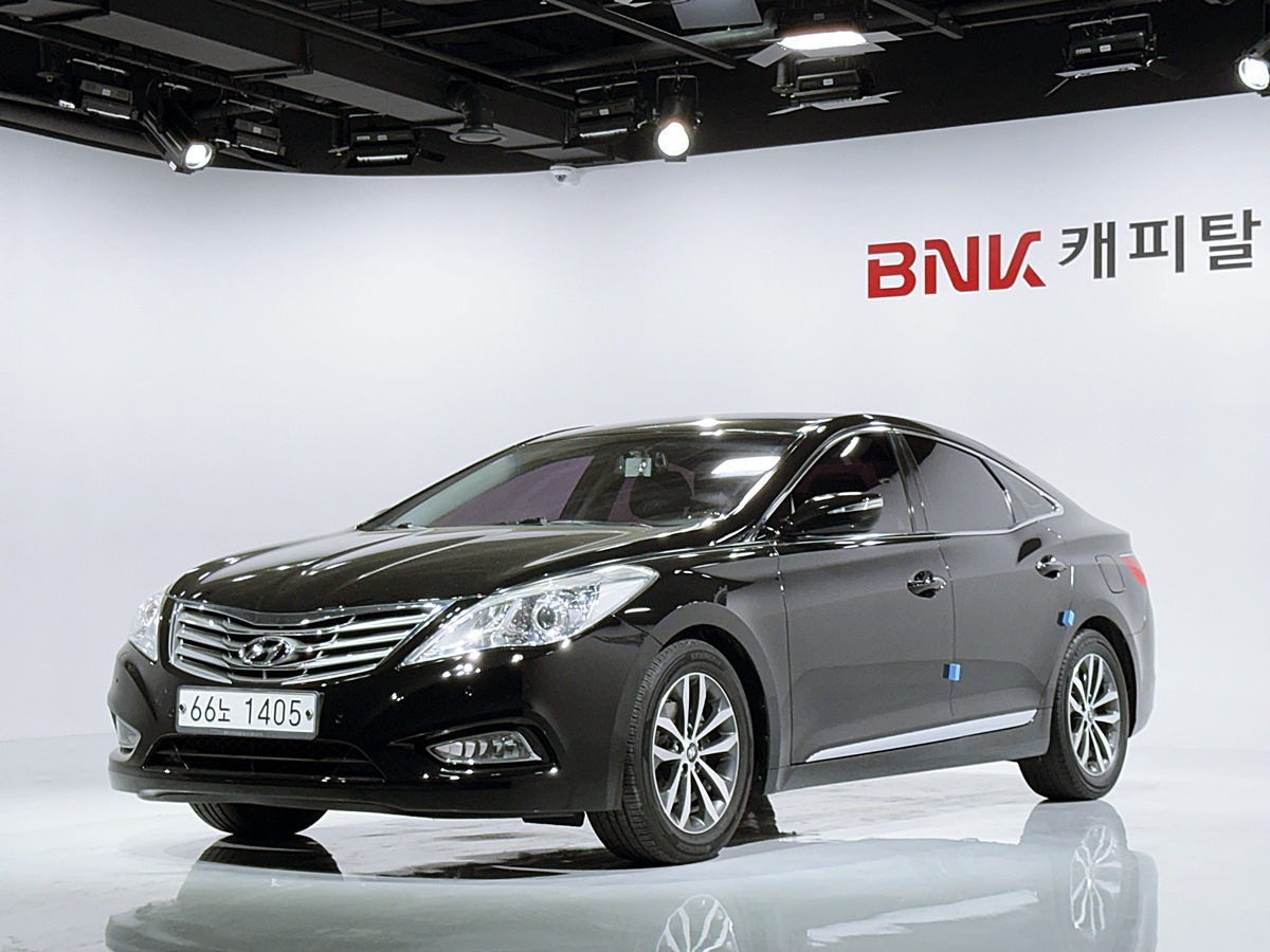 HYUNDAI GRANDEUR HG 2012