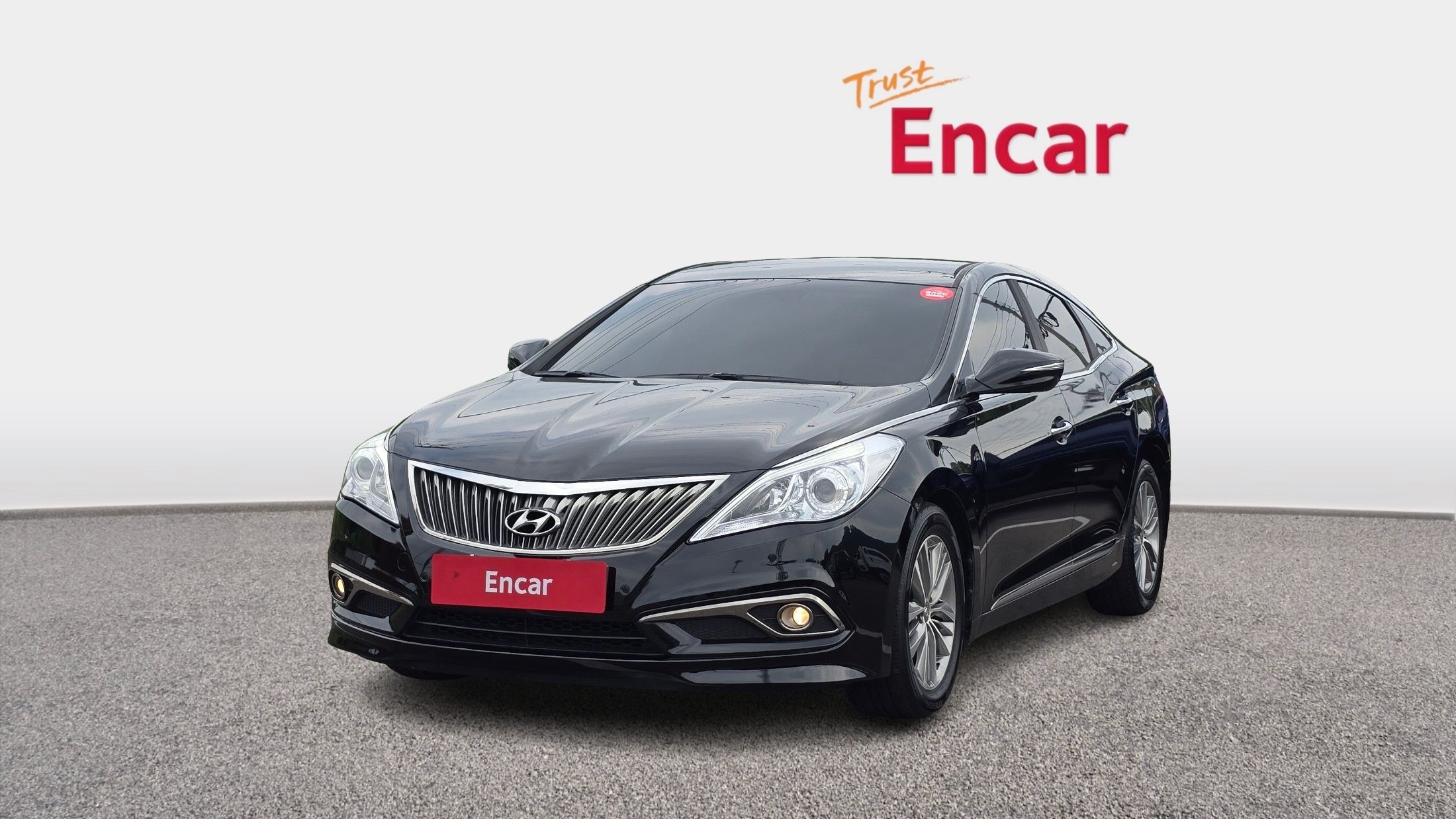 HYUNDAI GRANDEUR HG 2015