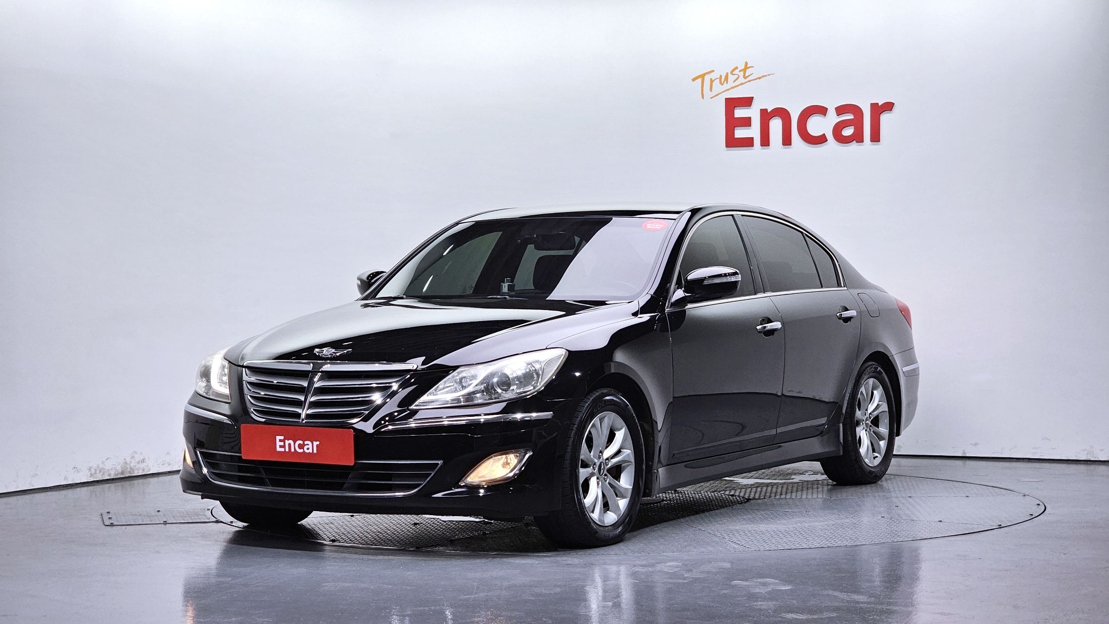 HYUNDAI GENESIS 2012