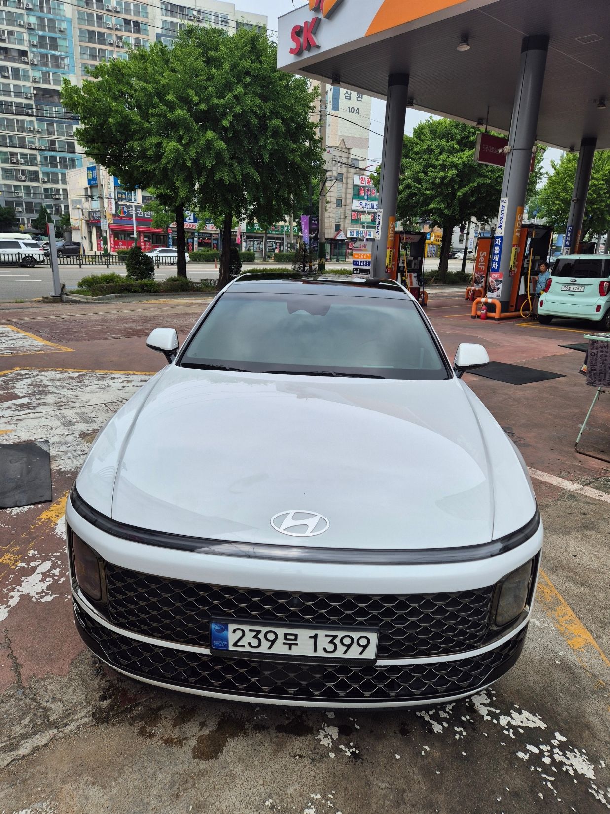 HYUNDAI GRANDEUR HYBRID GN7 2023