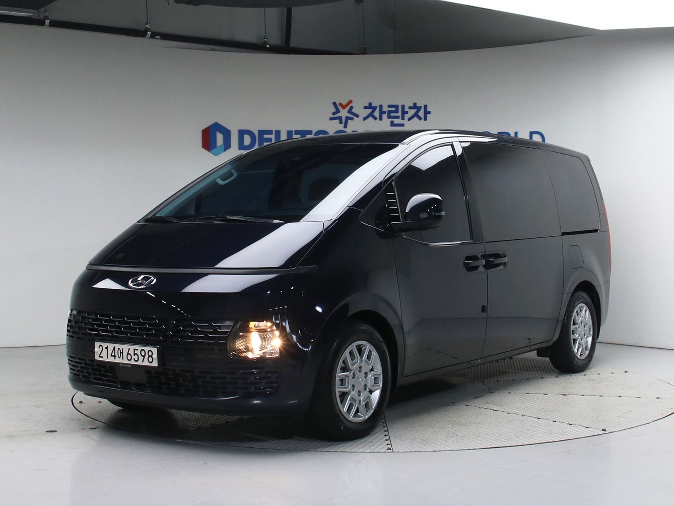 HYUNDAI STARIA 2022