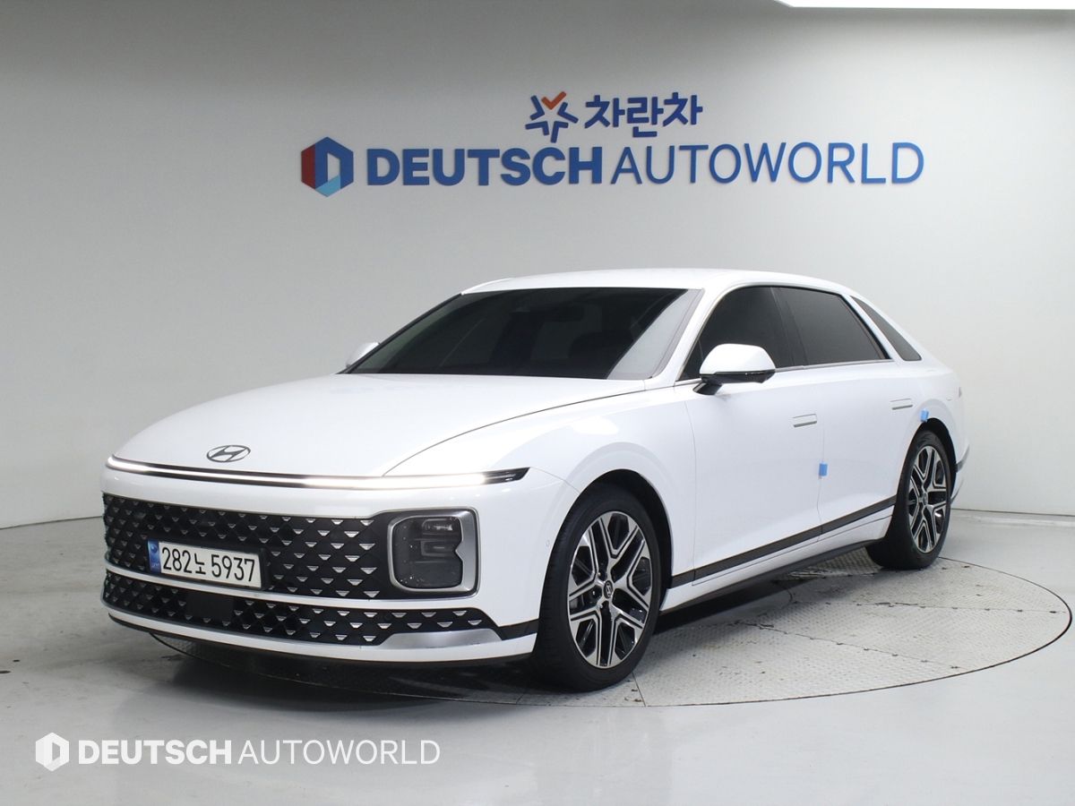 HYUNDAI GRANDEUR HYBRID GN7 2023