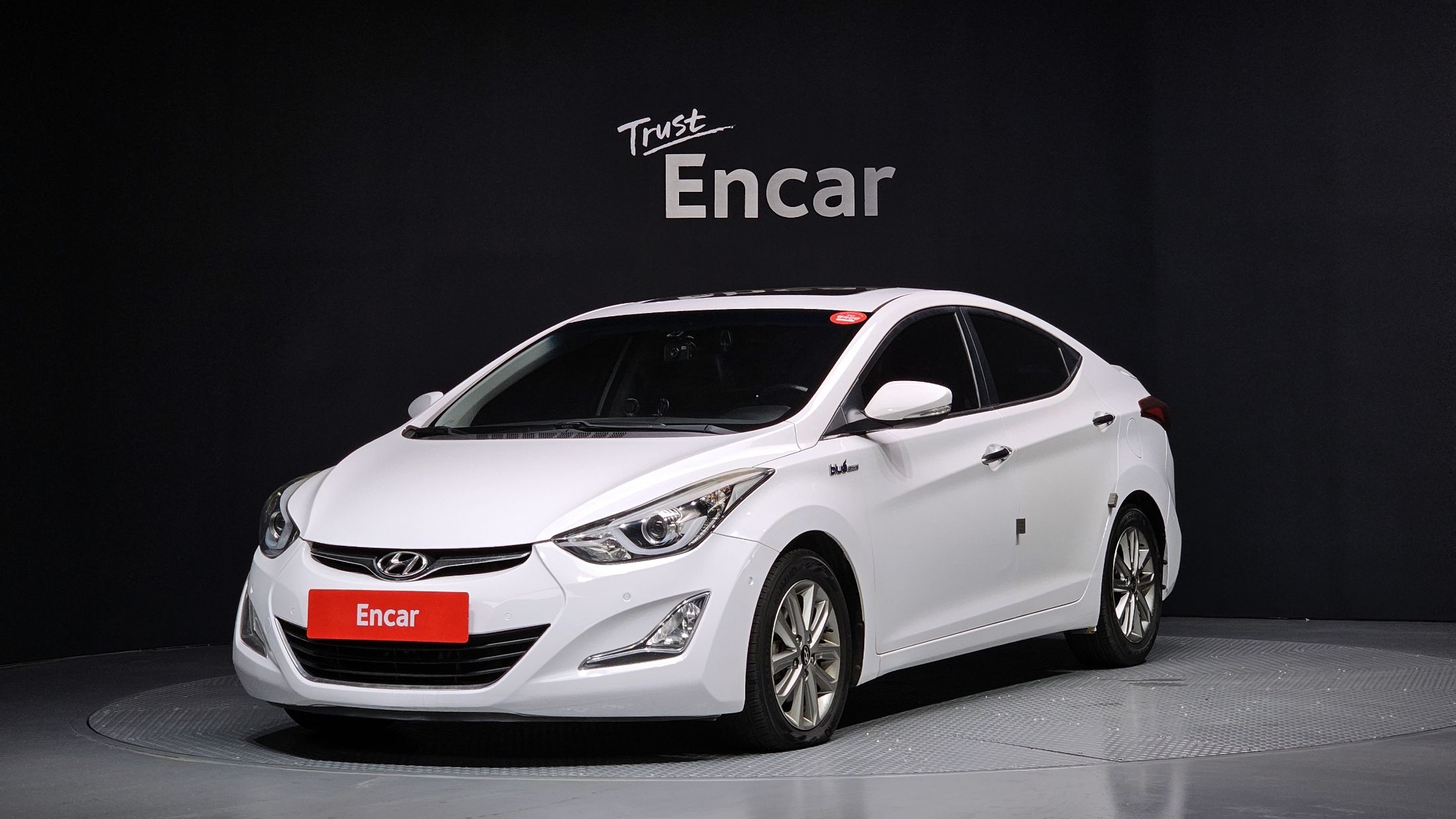 HYUNDAI AVANTE 2013