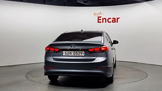 HYUNDAI AVANTE AD 2016
