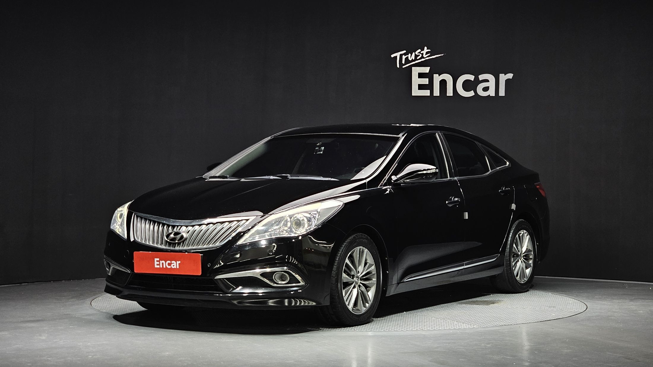 HYUNDAI GRANDEUR HG 2014