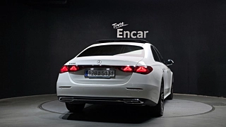 MERCEDES BENZ E-CLASS W214  E200 Avantgarde 2024
