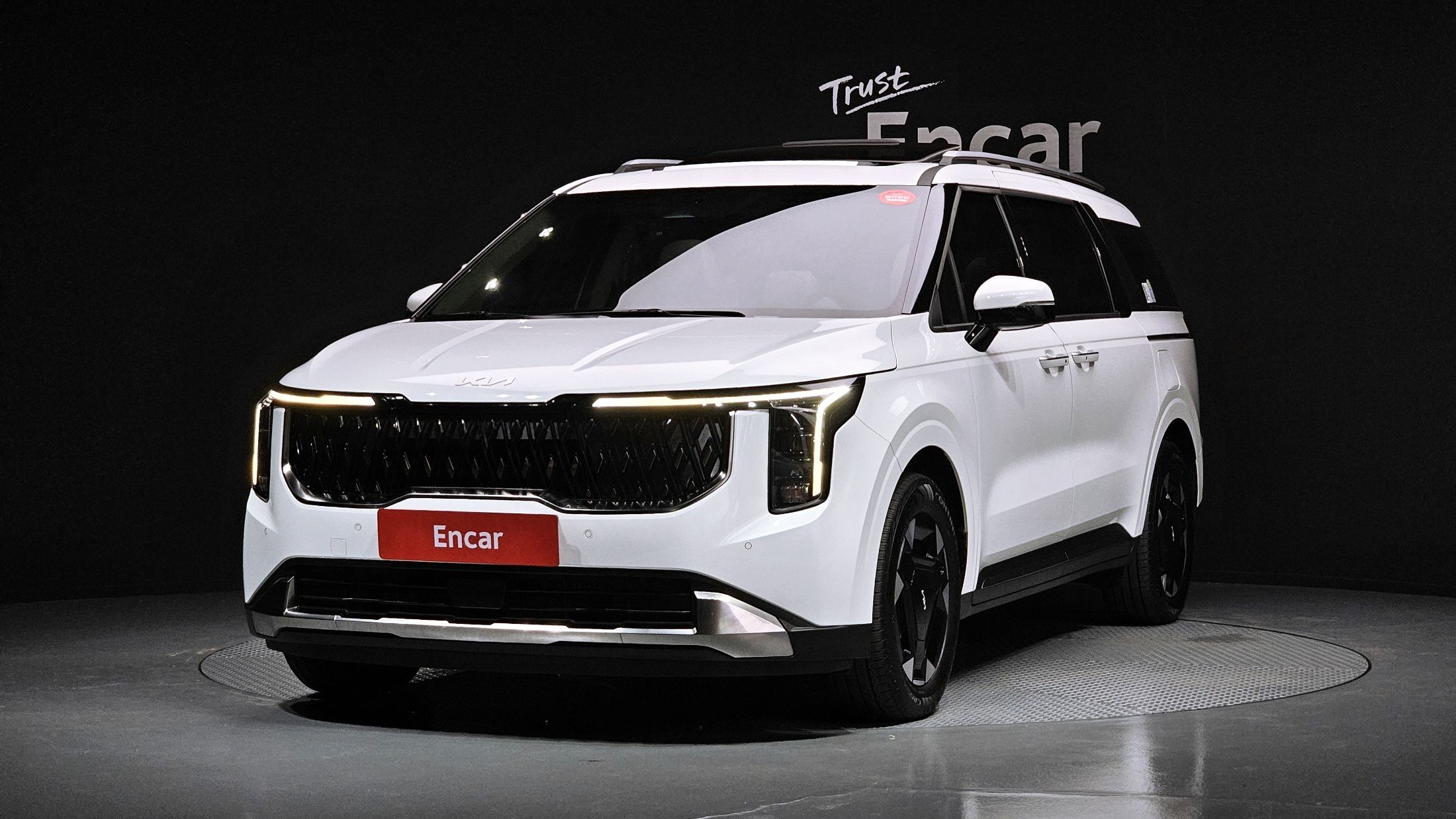 KIA CARNIVAL 2024