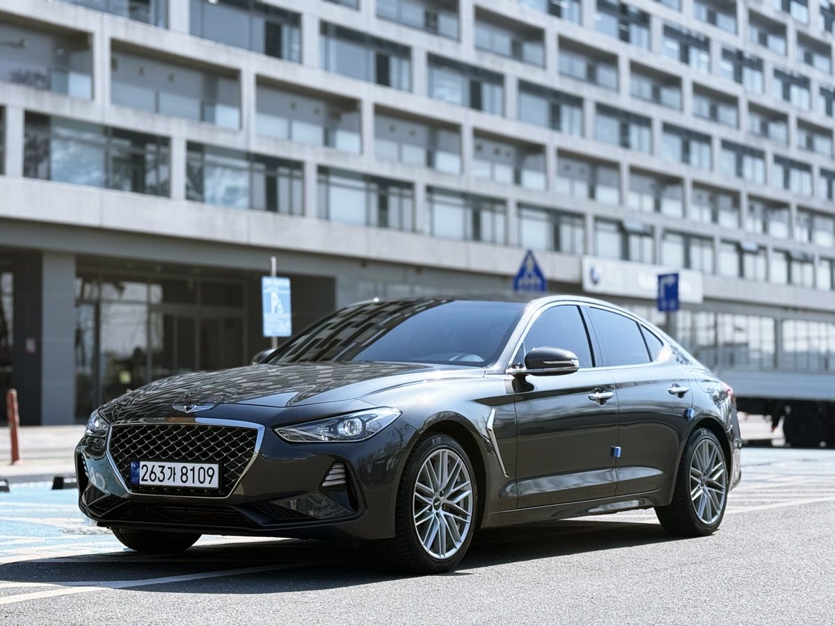 GENESIS G70
