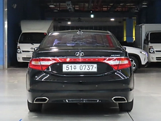 HYUNDAI GRANDEUR HG 2016