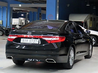 HYUNDAI GRANDEUR HG 2016