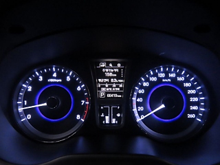 HYUNDAI GRANDEUR HG 2016