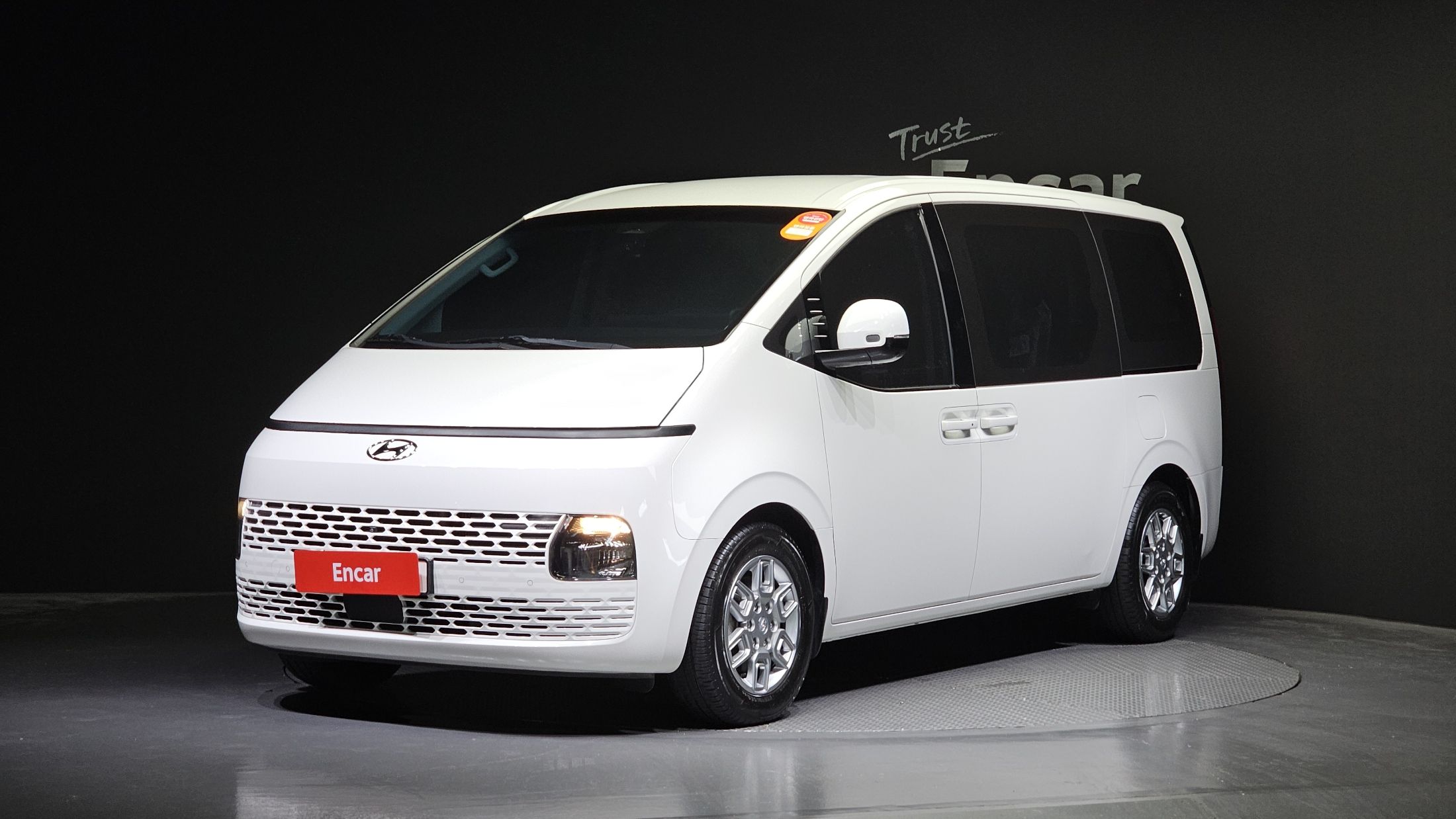 HYUNDAI STARIA 2021