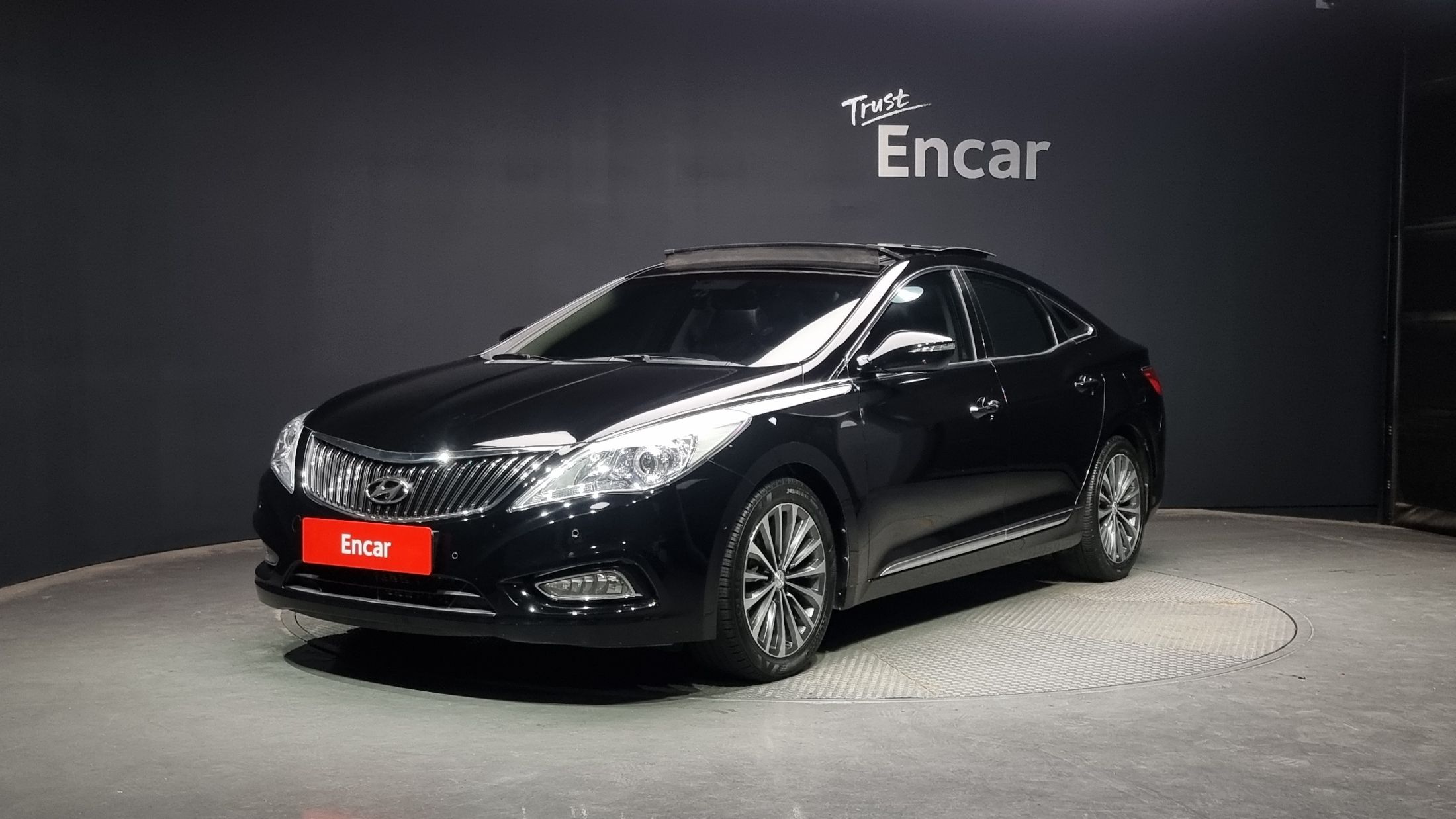 HYUNDAI GRANDEUR HG 2013