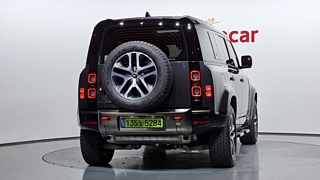 LAND ROVER DEFENDER L663 2024
