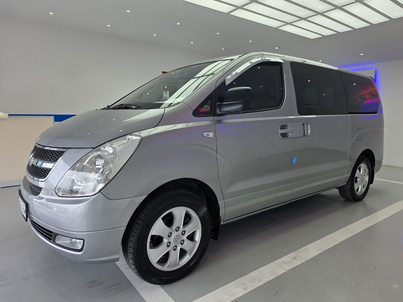 HYUNDAI STAREX GRAND 2015