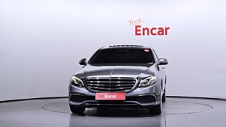 MERCEDES BENZ E-CLASS W213  2019