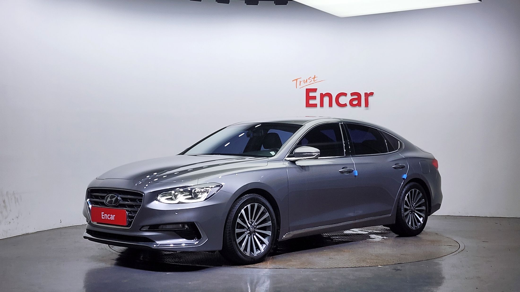 HYUNDAI GRANDEUR IG 2017