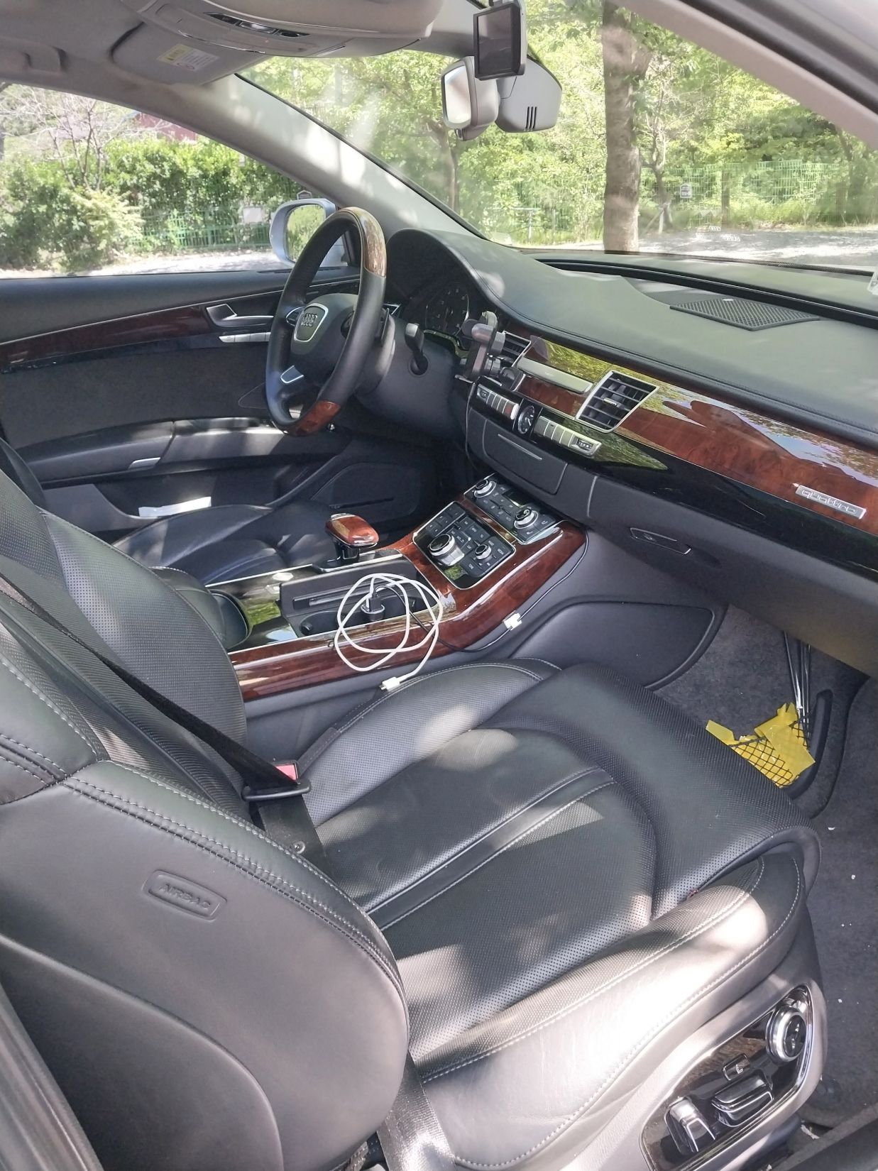 AUDI A8 2011