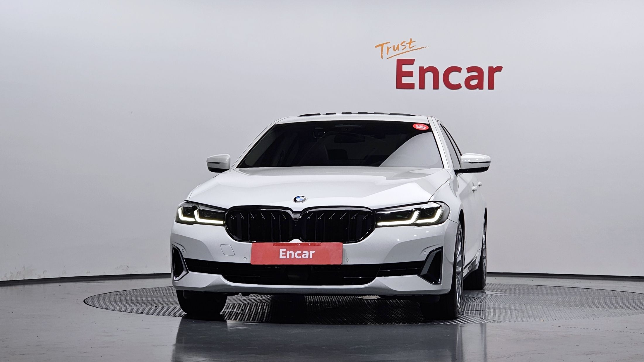 BMW 5-SERIES G30 2020