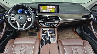 BMW 5-SERIES G30 2020