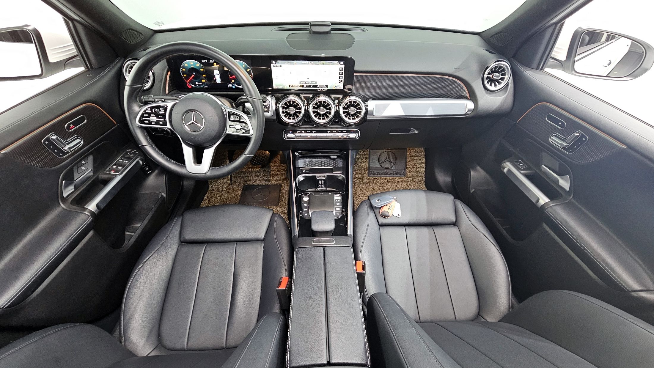 MERCEDES BENZ GLB-CLASS X247 2021