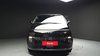 HYUNDAI STARIA 2023
