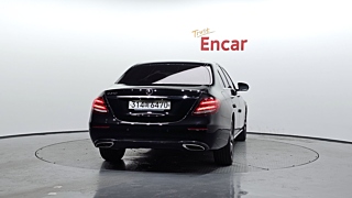 MERCEDES BENZ E-CLASS W213 2019