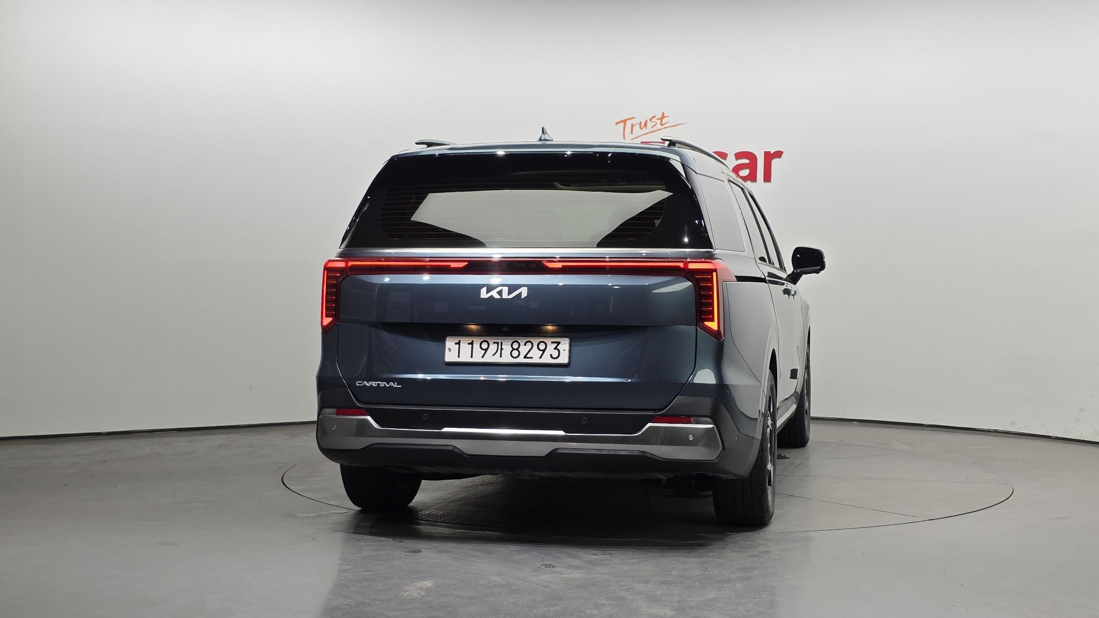 KIA CARNIVAL 2024