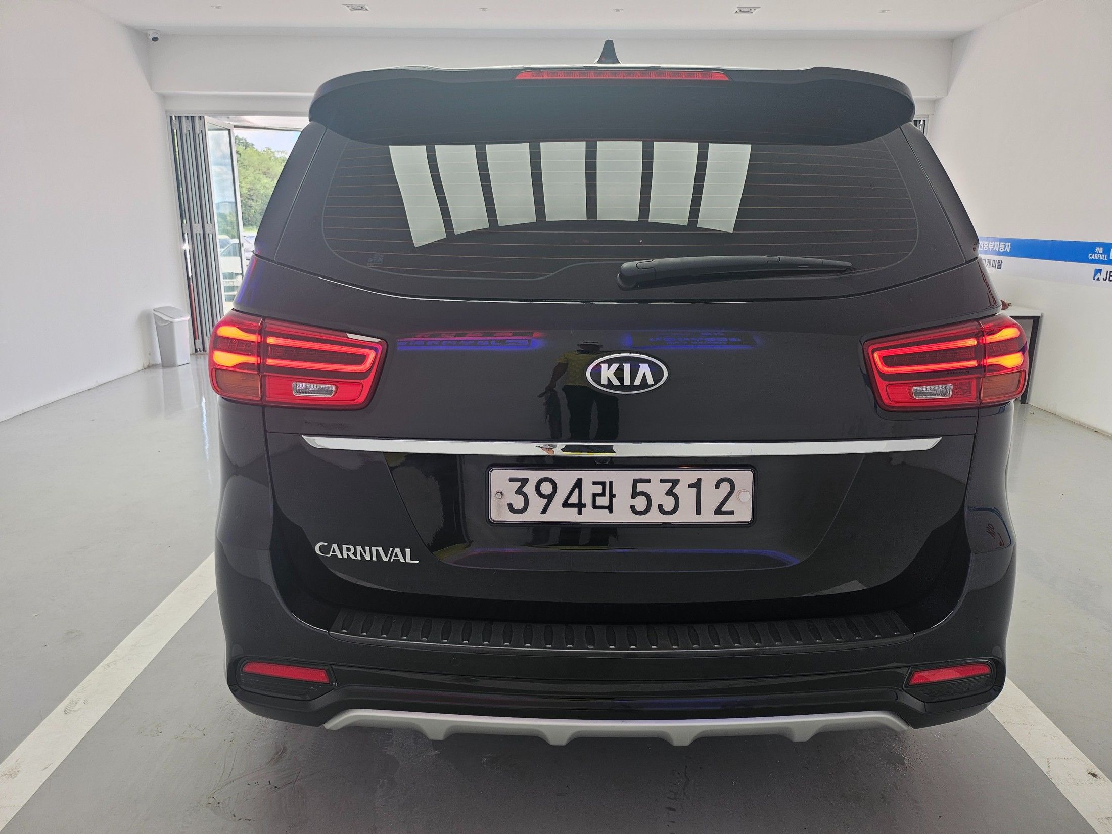 KIA CARNIVAL 2019