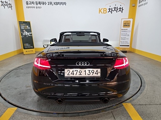 AUDI TT8S 2016