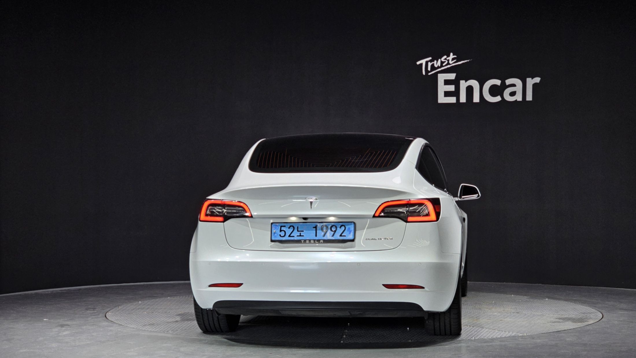 TESLA MODEL 3 2020