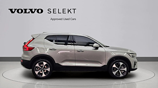 VOLVO XC40  B4 2024