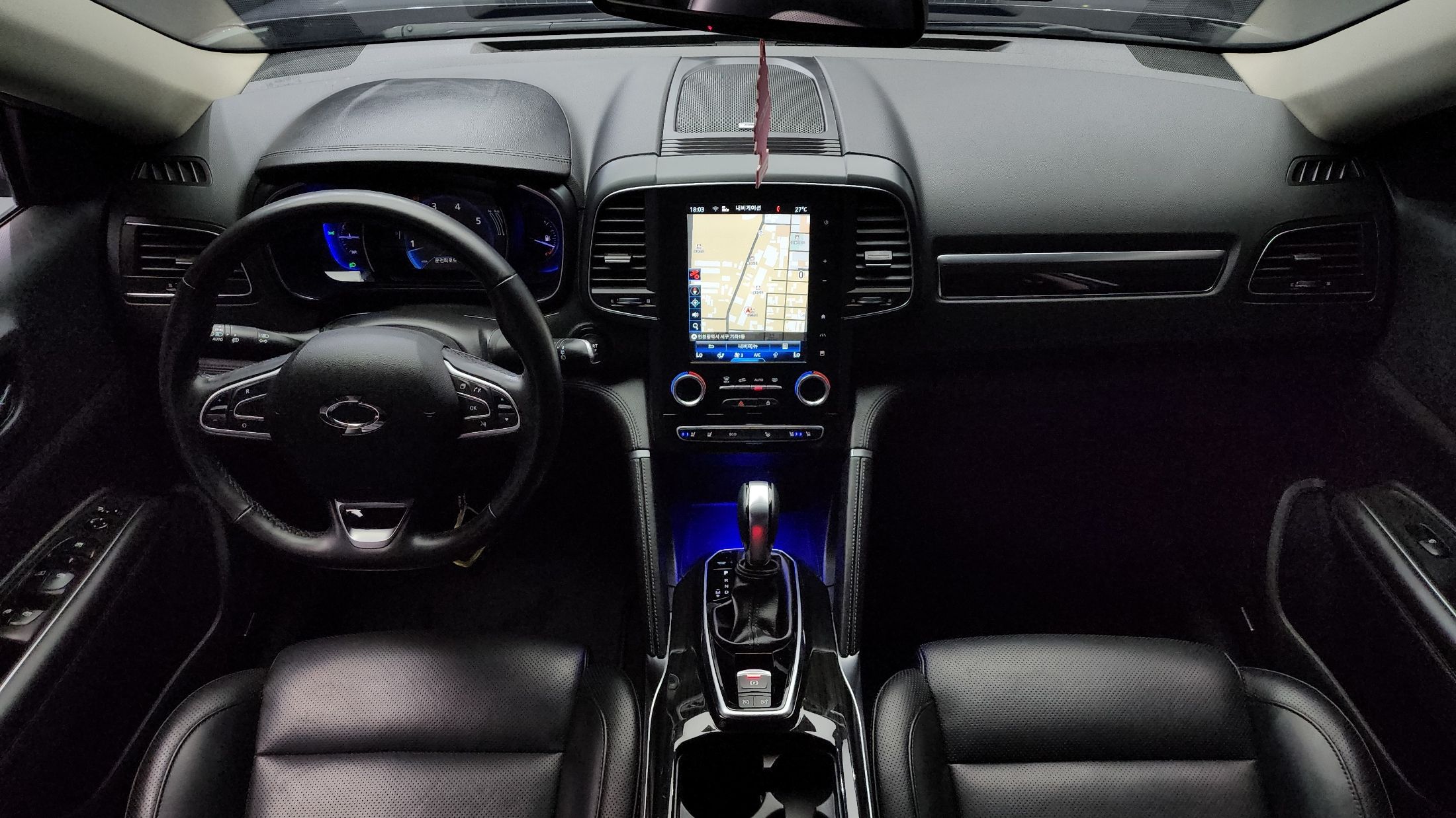 SAMSUNG QM6 2018