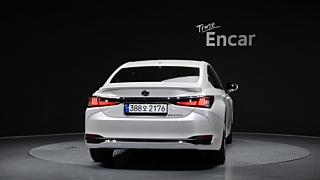 LEXUS ES300H 2024