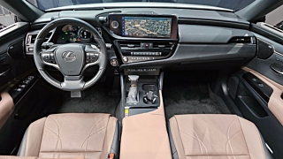 LEXUS ES300H 2024