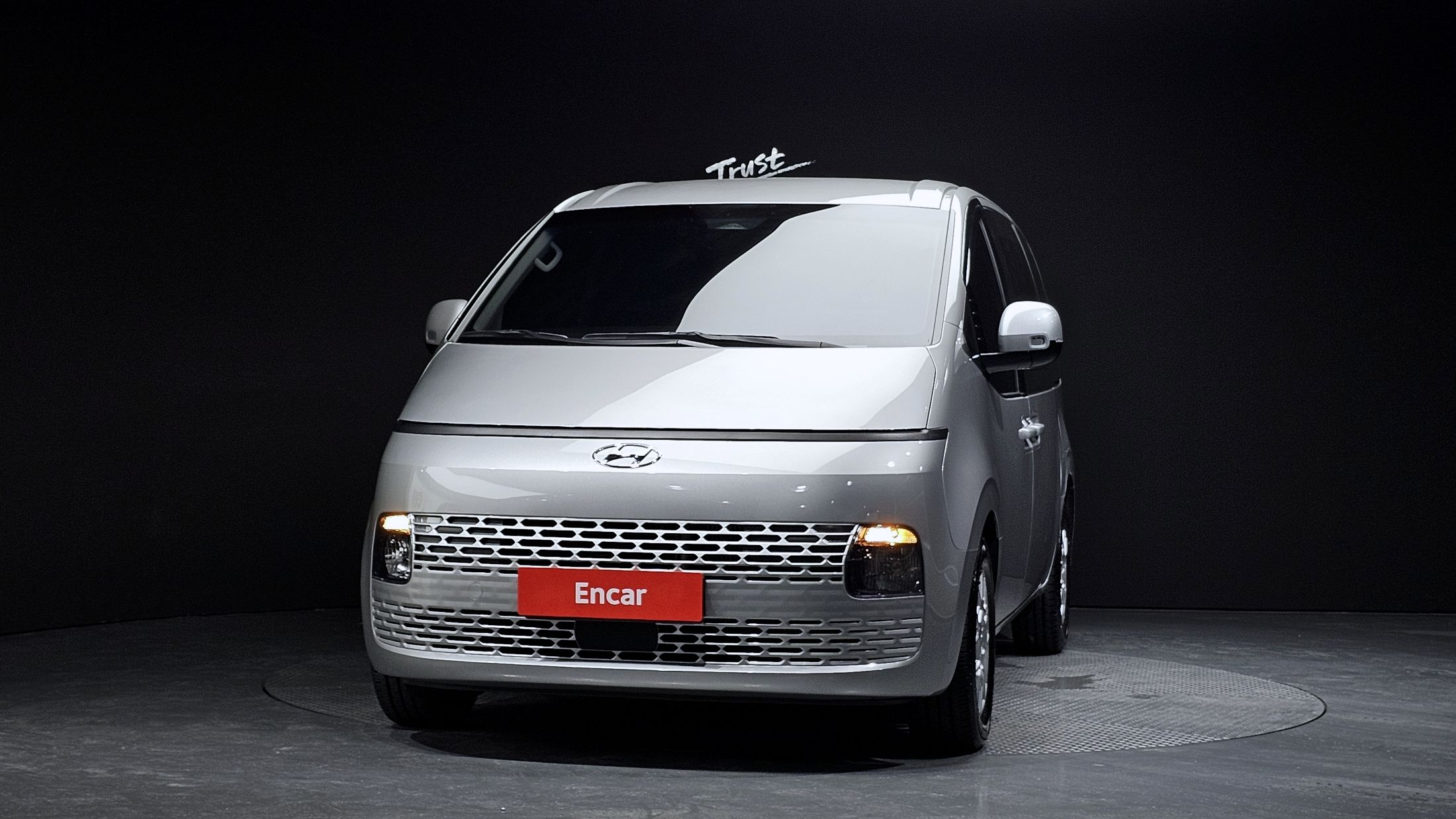 HYUNDAI STARIA 2021