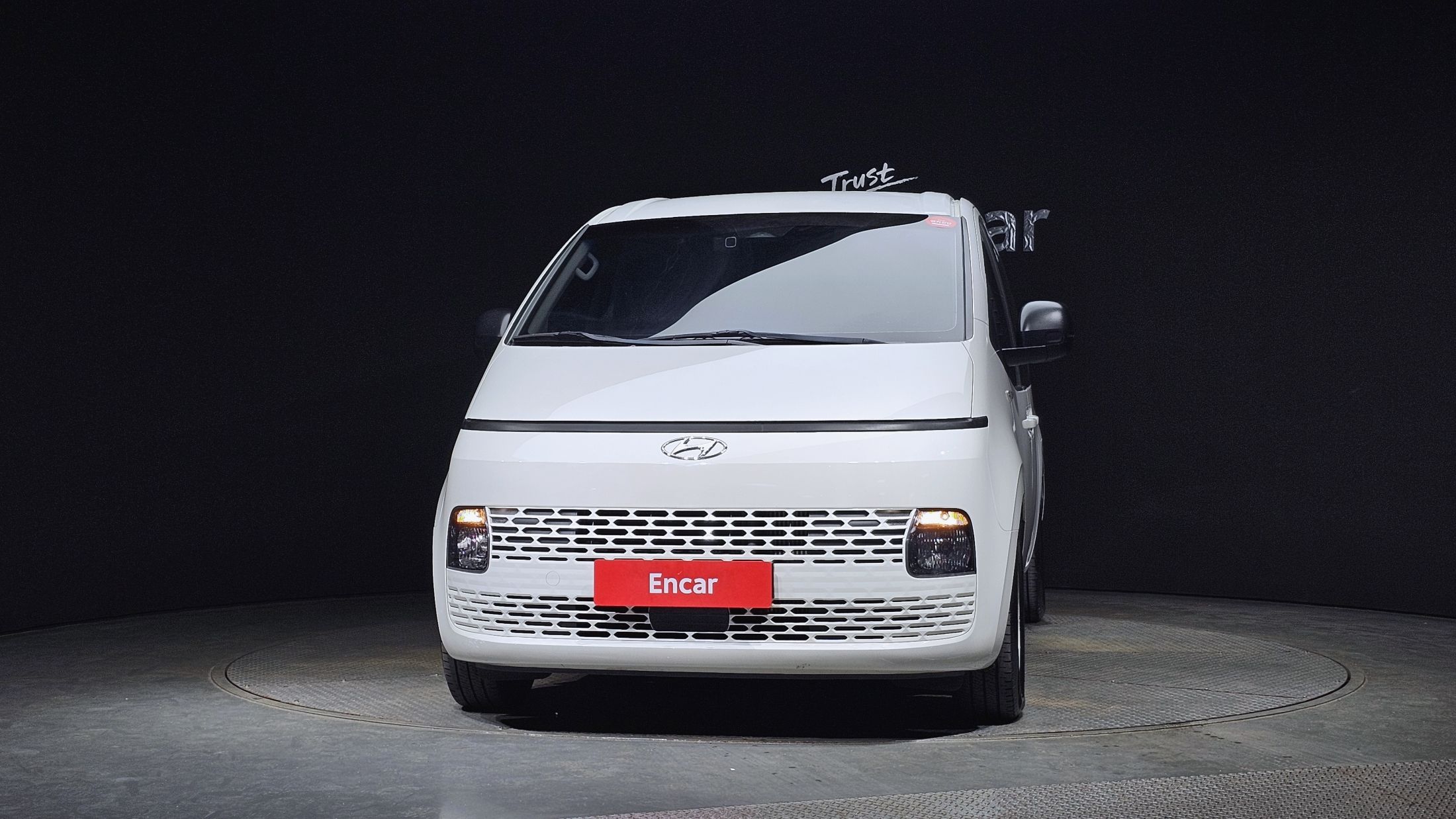 HYUNDAI STARIA 2021